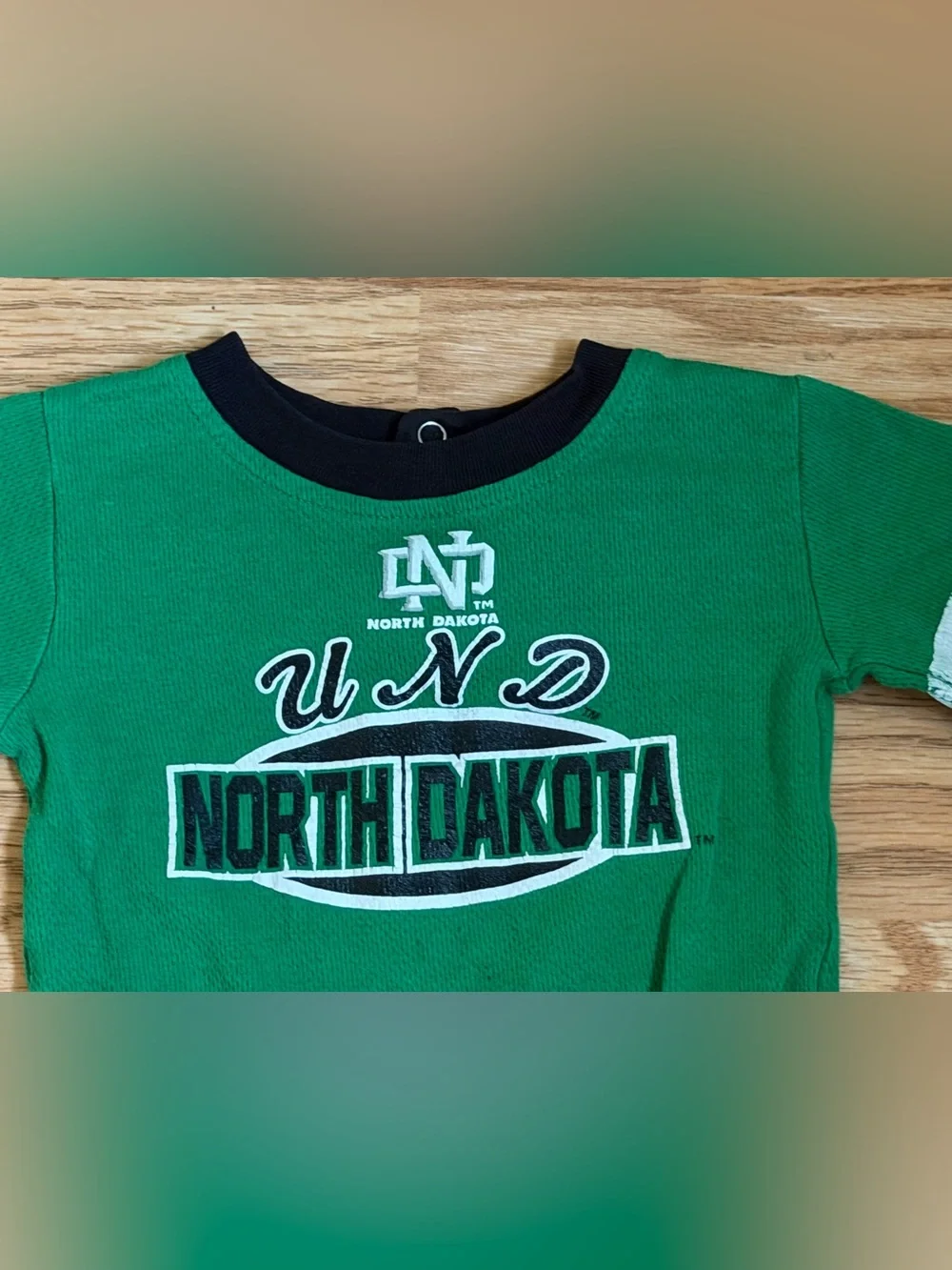 UND North Dakota Bodysuit 18 Months Long Sleeve Team Athletics Football Style